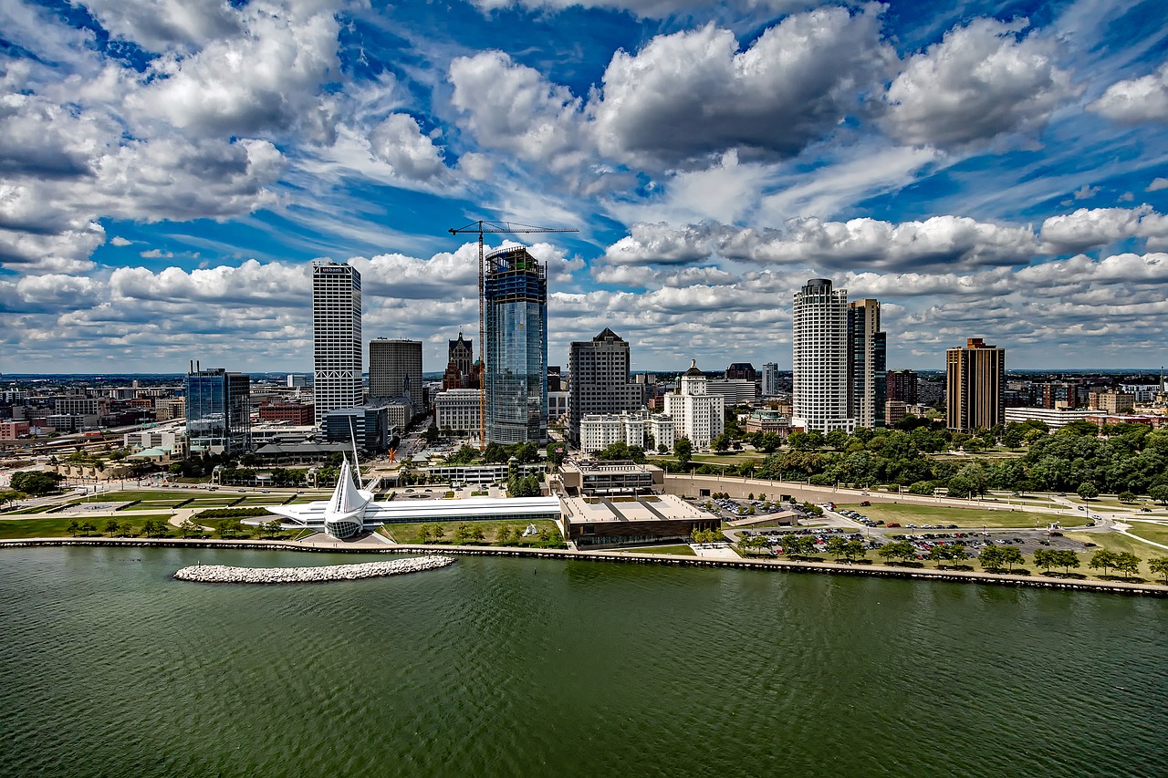 milwaukee-1826837_1280 milwaukee-1826837_1280